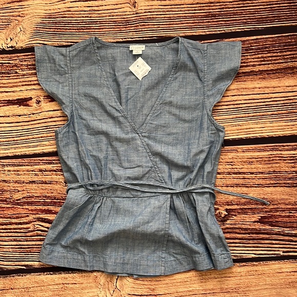 J Crew Chambray Faux Wrap Top! NWT Size 0 - Picture 1 of 3